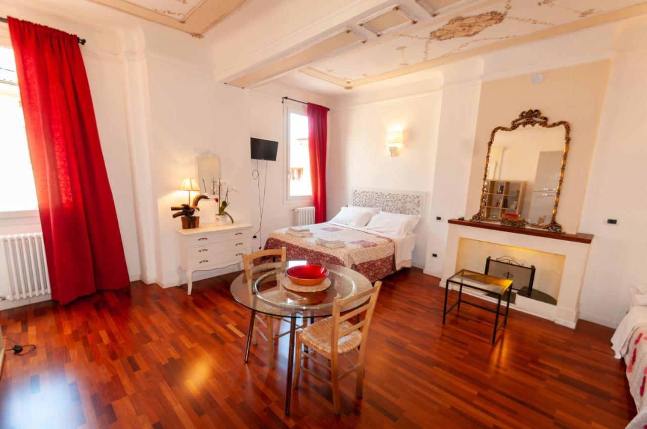 Porta Antica Apartment Bolonha Exterior foto